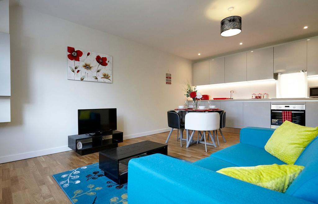 Kohinoor Serviced Apartments Челмсфорд Экстерьер фото
