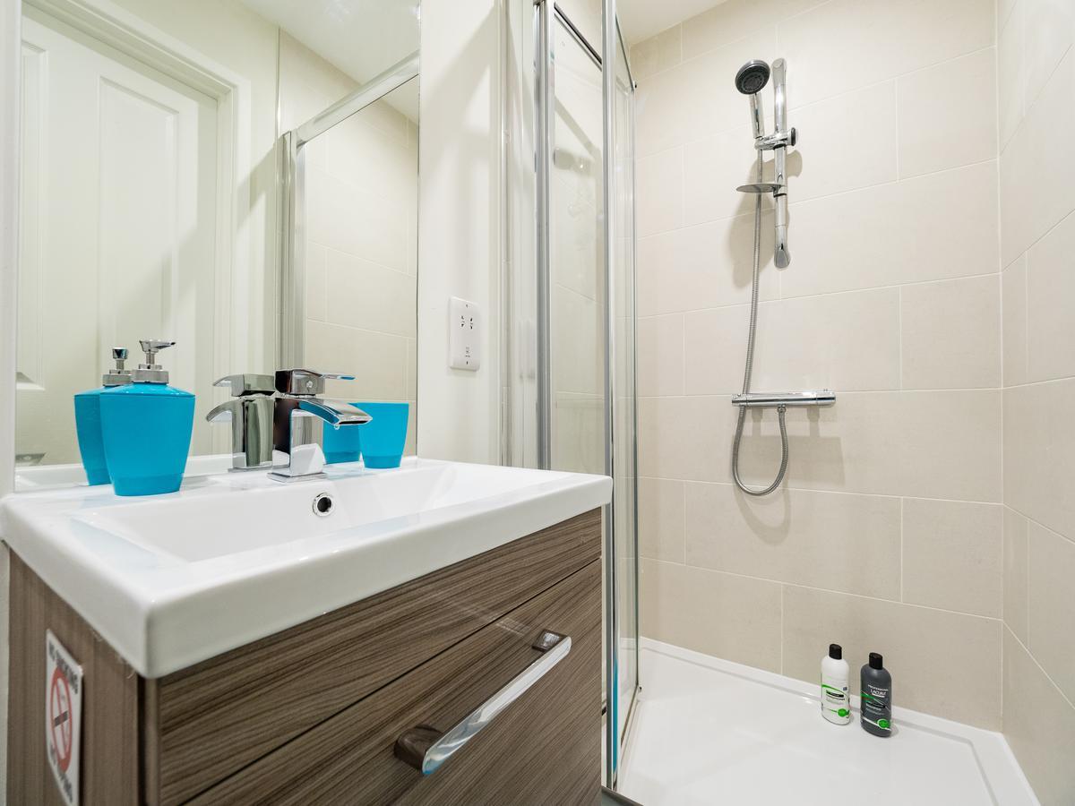 Kohinoor Serviced Apartments Челмсфорд Экстерьер фото