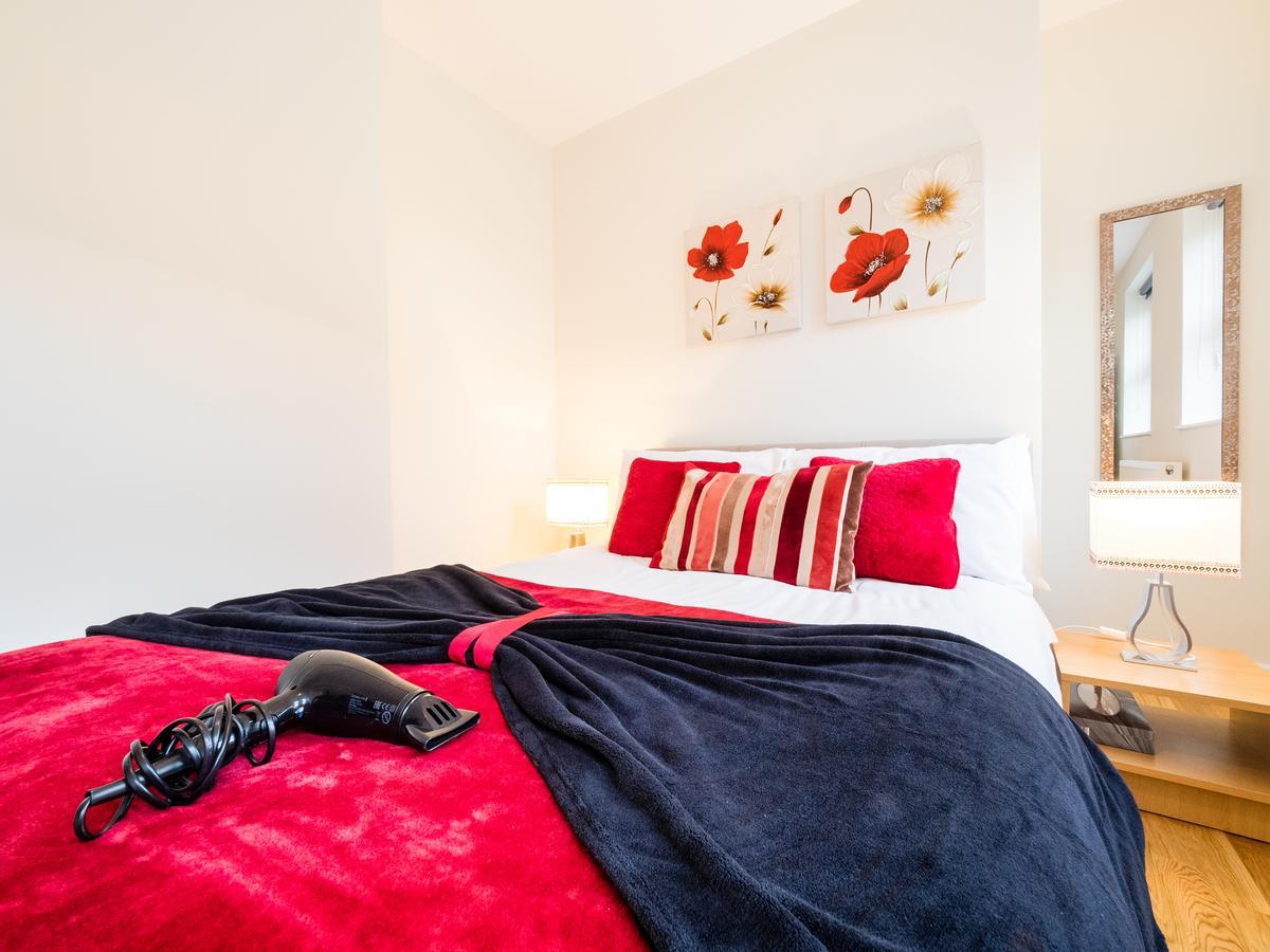 Kohinoor Serviced Apartments Челмсфорд Экстерьер фото