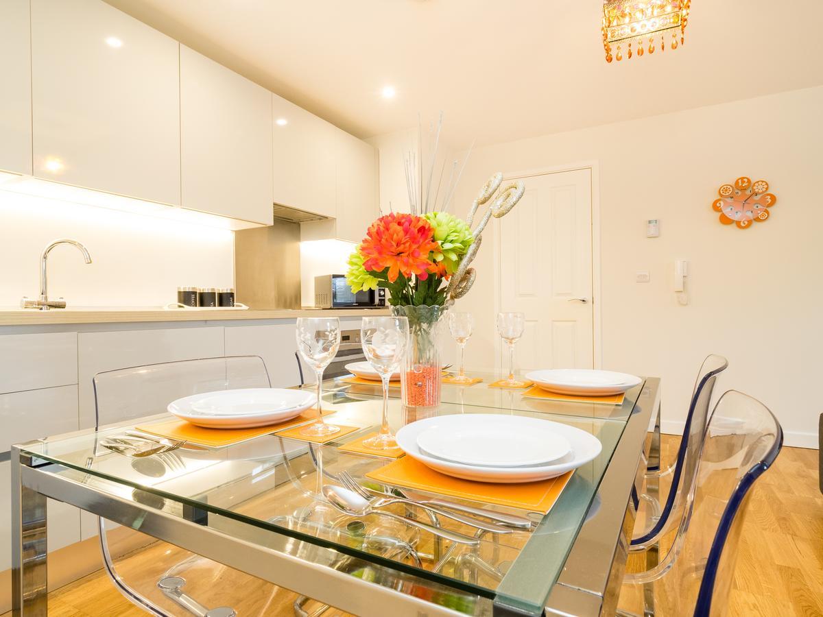 Kohinoor Serviced Apartments Челмсфорд Экстерьер фото